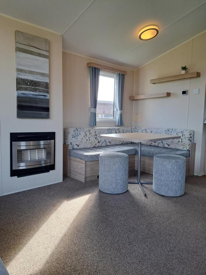 Beachside Caravan * Mablethorpe